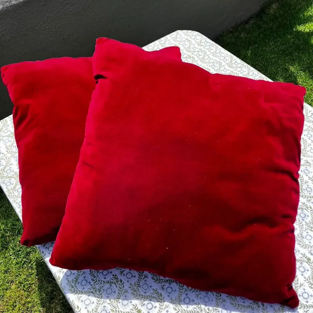 Vintage burgundy wine colored velvet pillow set